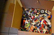Bulk Lot - LEGO Pieces Bricks Parts Unsorted - 10 LBS Aprox