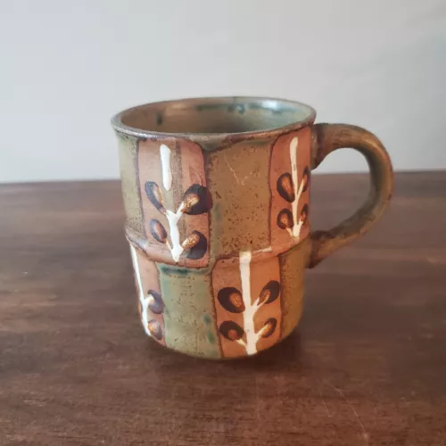 Stoneware Pottery Coffee Cup Mug GREEN/BROWN LEAF PATTERN Made in Japan 