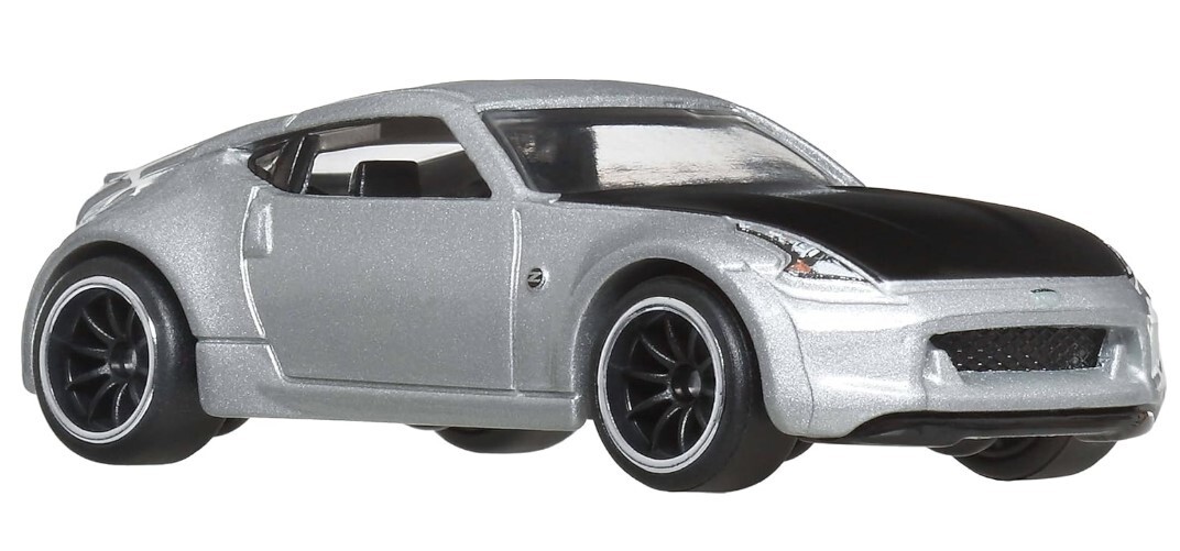 NEW Hot Wheels Fast & Furious JBL91 NISSAN 37OZ Car 1:64 Scale
