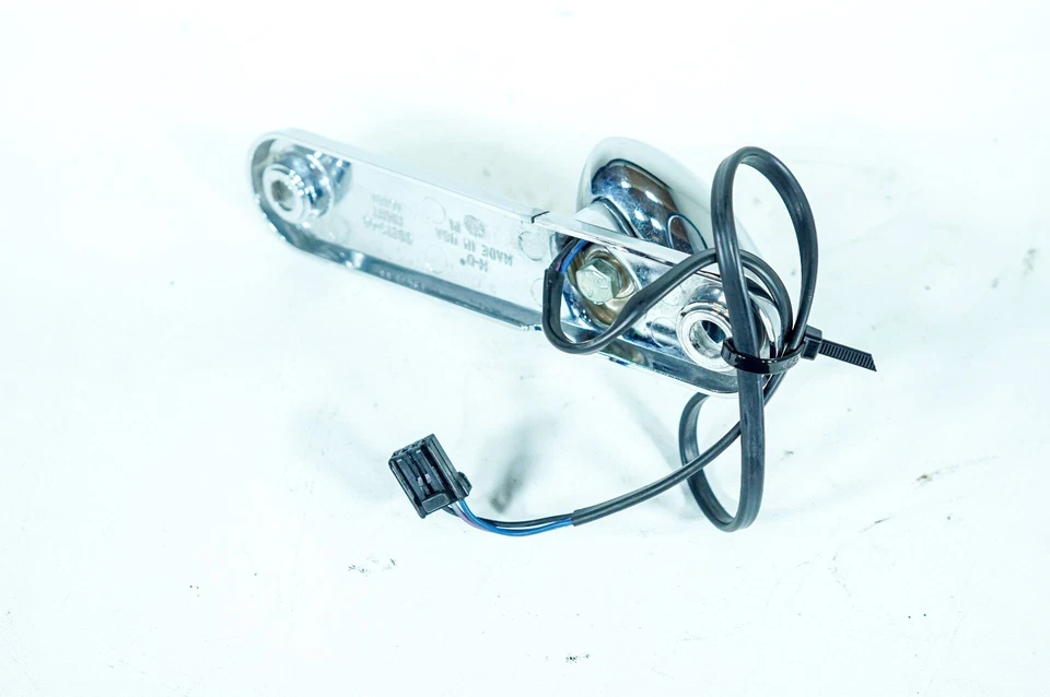 Señal de giro delantero derecho Harley Street Glide Touring 09 FLHX OEM * AGRIETADA * 1317 Foto 4 de 4