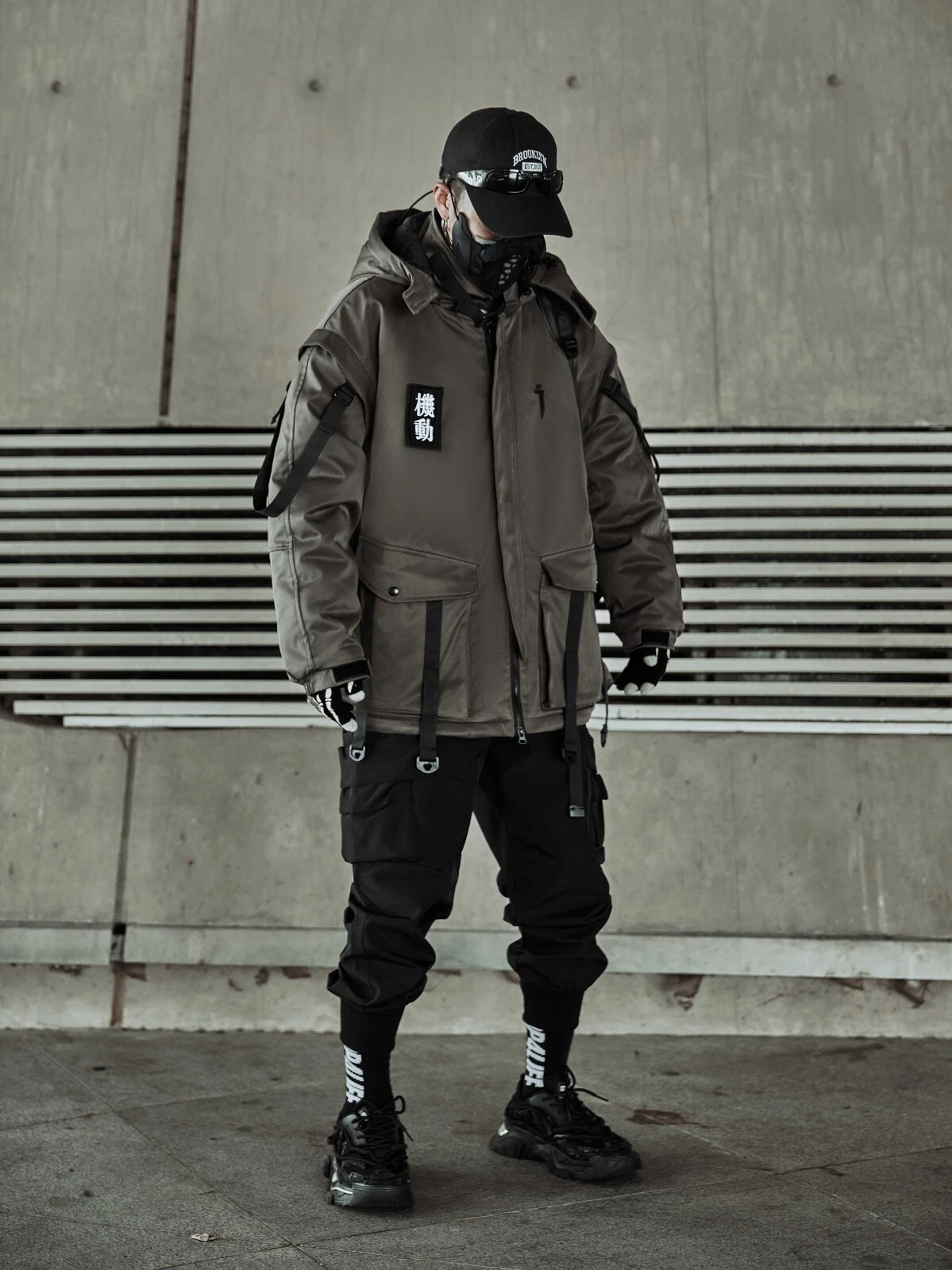 Niepce Japanese Streetwear Winter Parka Jacket with Strap Casual Techwear Coat image 2