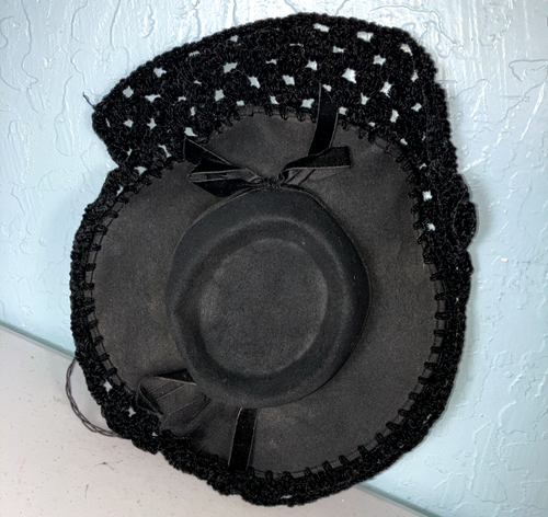 Vintage 40s Bonwit Teller tilt hat with crochet trim Black - Picture 5 of 8