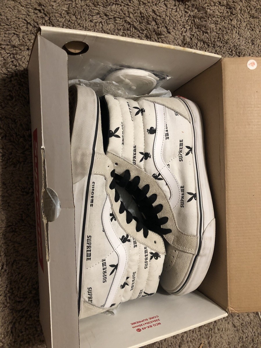 Supreme Playboy Vans Authentic size 9.5 black and white rare Supreme Playboy Vans Authentic size 9.5 black and white rare