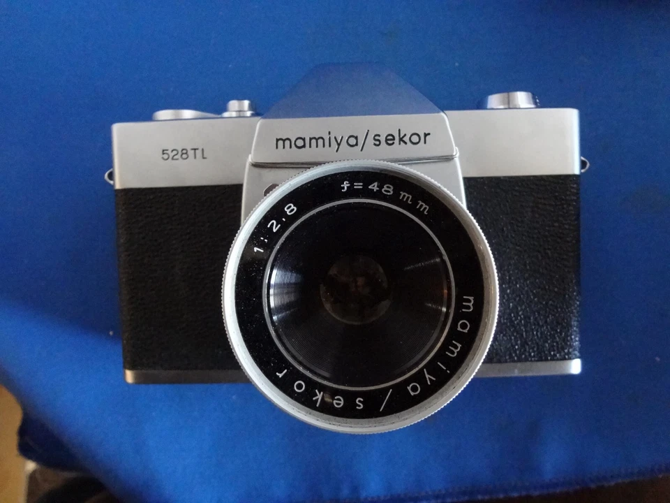 Mamiya/Sekor 528TL Camera + Wideangle & Telephoto Lens Set by G.P.P. - Image 2 of 4