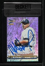 BAS 2000 Prism Silver Woodgrain Roberto Hernandez #139 Seal of Authenticity 3c7