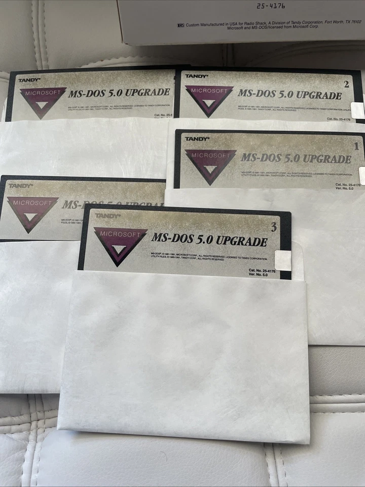 TANDY MS-DOS 5.0 Upgrade System on 5.25" & 3.25 Floppy Disks Rare Vintage CPU - Image 4 of 4