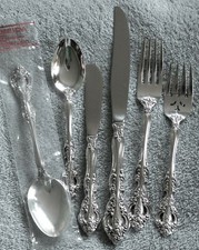 MICHELANGELO - ONEIDA Heirloom STERLING SILVE...