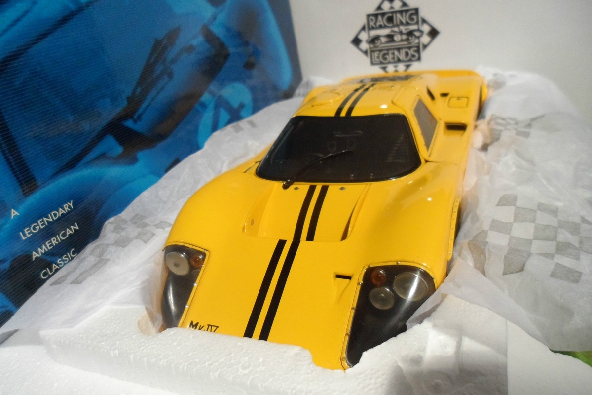FORD GT 40 MK IV 1967 Works Prototype Sebring jaune 1/18 EXOTO RLG