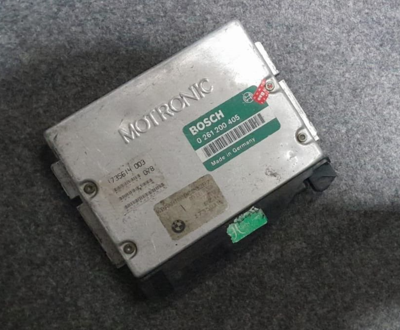 BMW E36 325i M50 6 cyl Bosch DME ECU 261200405 Motronic BMW E36 325i M50 6 cyl Bosch DME ECU 261200405 Motronic