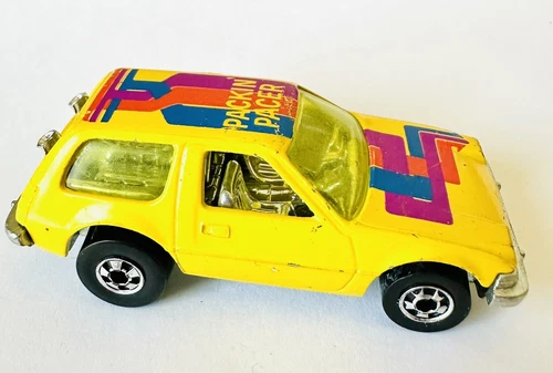 Hot Wheels Blackwalls PACKIN PACER Hong Kong Yellow 1977 AMC Vintage Car