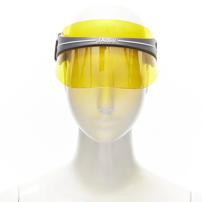 Chapeau bouclier visière jaune CHRISTIAN DIOR DiorClub1 Signatire