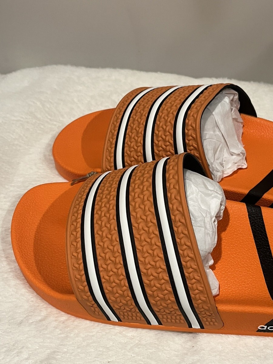 NIB Adidas Adilette Unisex GV9441 Cincinnati Bengals Style