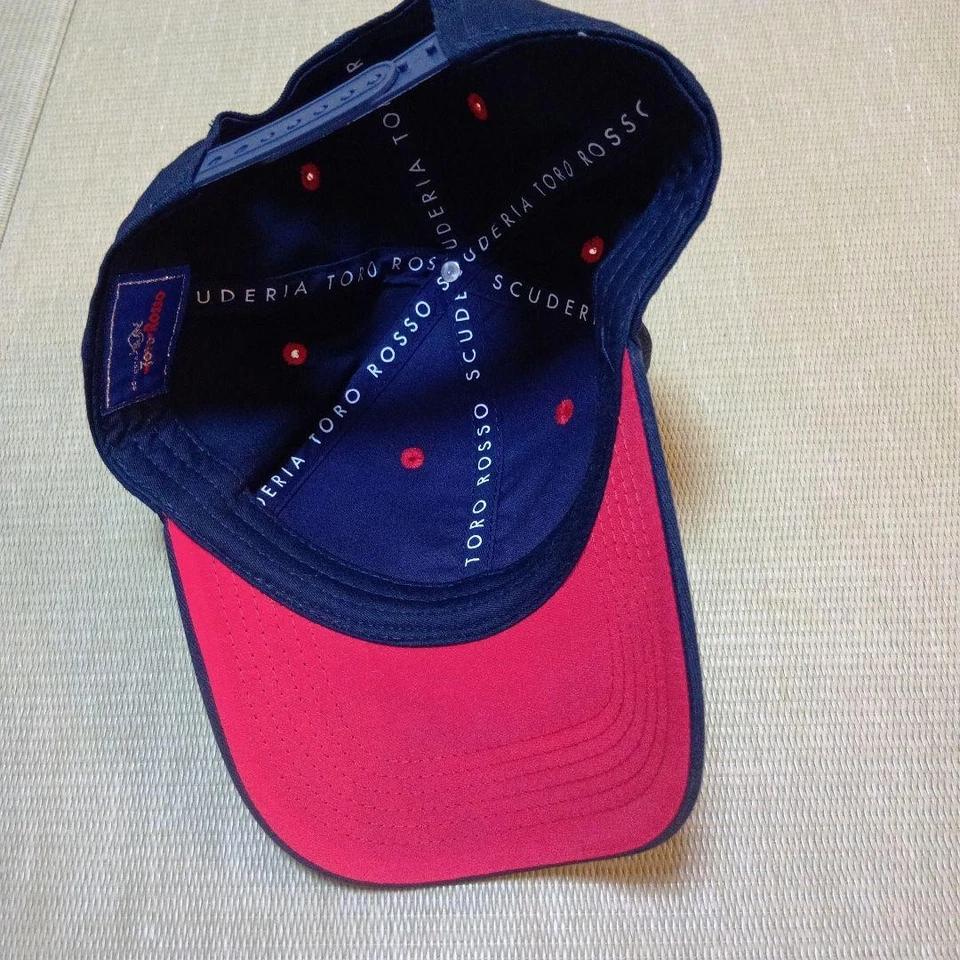 Scuderia Toro Rosso F1 Cap Navy Red Embroidered Logo New Vintage Style - Image 4 of 4