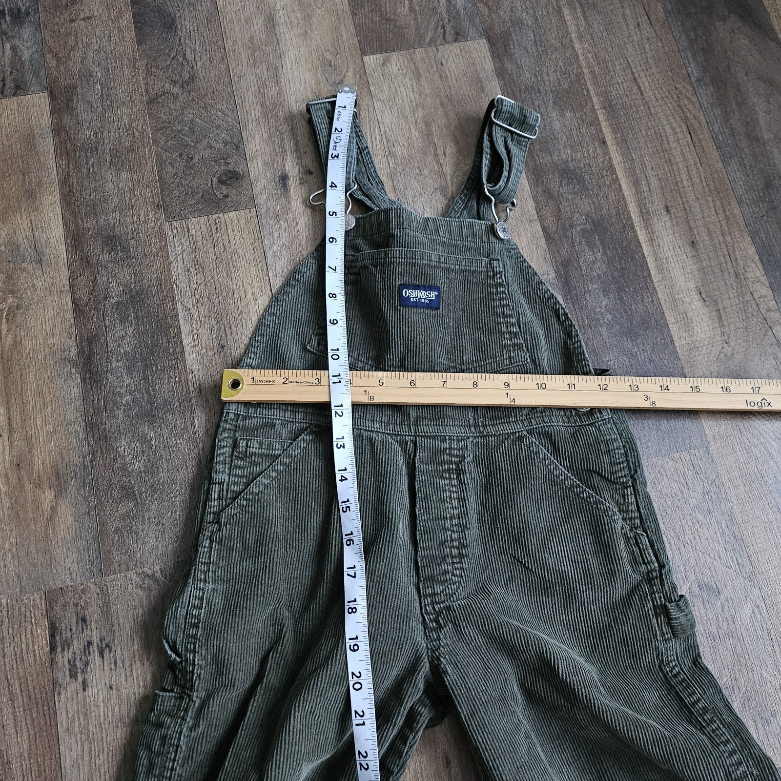 Vintage OshKosh B’gosh Green Corduroy Vestbak Overalls Boys Size 6 Cotton GUC
