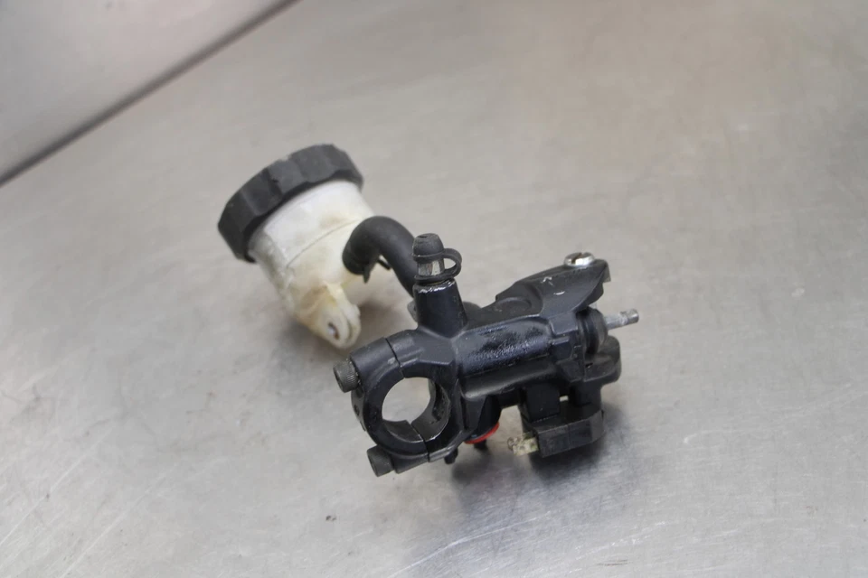 05-06 KAWASAKI NINJA ZX6R FRONT BRAKE MASTER CYLINDER Foto 4 de 4