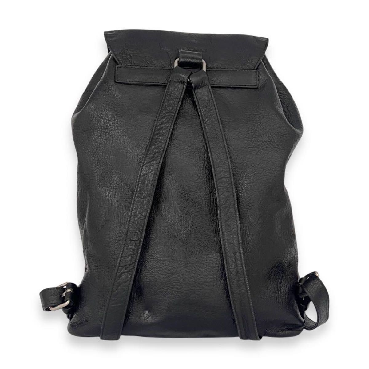 Excellent condition PRADA triangular logo leather… - image 2