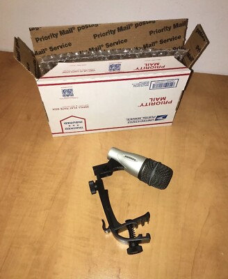 Samson Q Tom Microphone For Rack/Floor Toms+DMC100 Drum Clip