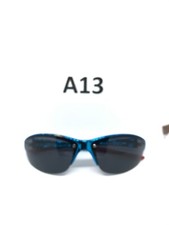 foster grant Sunglasses mask 8 20 05 fwy ns1079