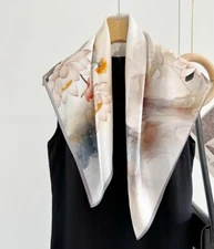 100% Mulberry Silk Scarf Women Square Wrap Neckerchief  26" Printing Bandana Q98
