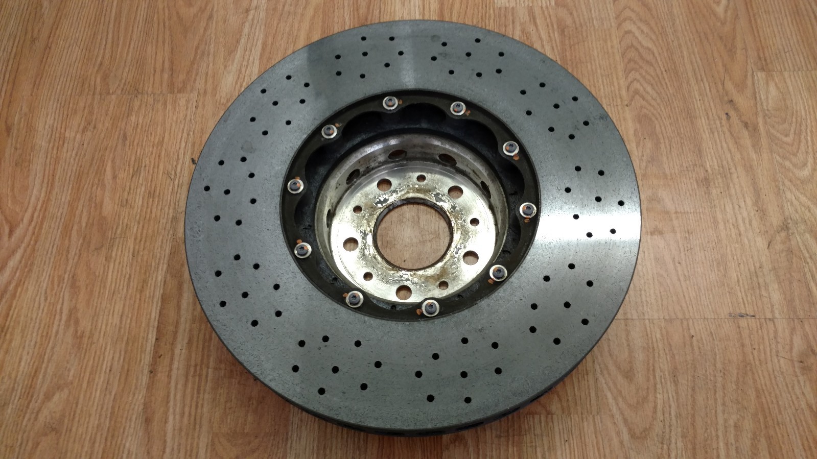 LAMBORGHINI MURCIELAGO LP640 RIGHT SIDE FRONT CERAMIC BRAKE DISC OEM 410615302