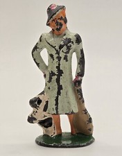 VINTAGE BARCLAY B157 610 WOMAN PASSENGER WITH DOG LEAD FIGURE MANOIL LEAD TOY