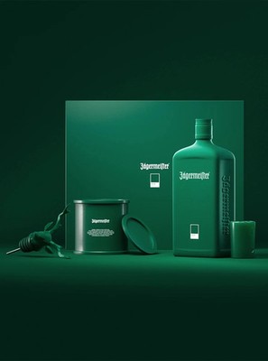 Jägermeister x Pantone Herbal Green 0,7L | 35% Limitierte Edition | NEU