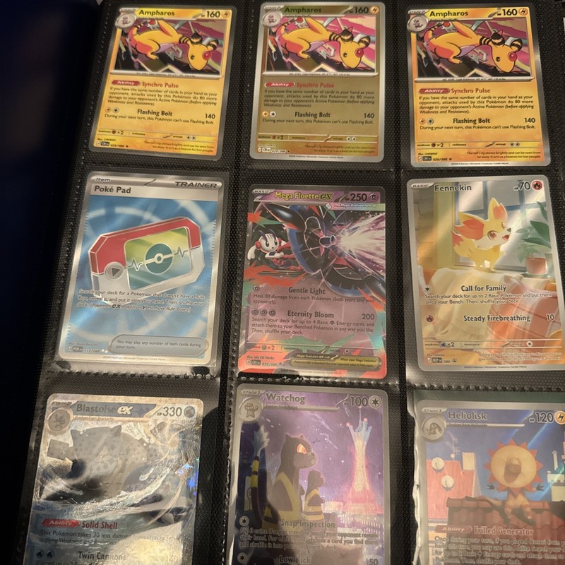 Pokémon 9 Pokemon TCG Trading Cards Collection