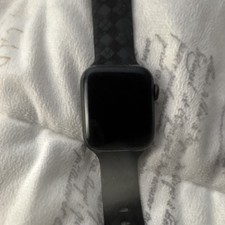 Apple Watch Series 4 44mm Gray Aluminum Case Black Silicone Band HR 16GB