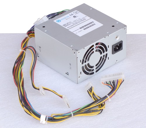 ATX NETZTEIL 200W FÜR PC UND SERVER 24-PIN 8-PIN ANSCHLÜSSE MAGNETEK 3D81-24-1