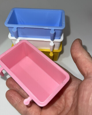 Bird Seed Water Food Feeder Plastic Cup Dish  3oz Parakeet Canary Set Of 4