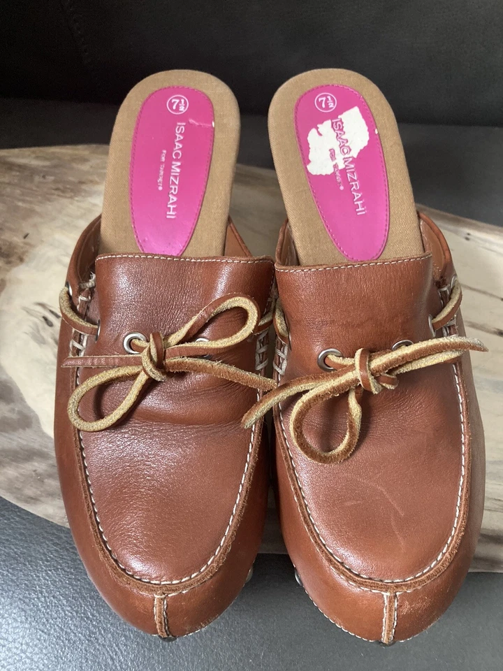 "Zuecos Isaac Mizrahi X Target de Colección Talla 7.5 Cuero Marrón 2.5"" Tacón Tachuelas Arco LORI" Foto 2 de 4
