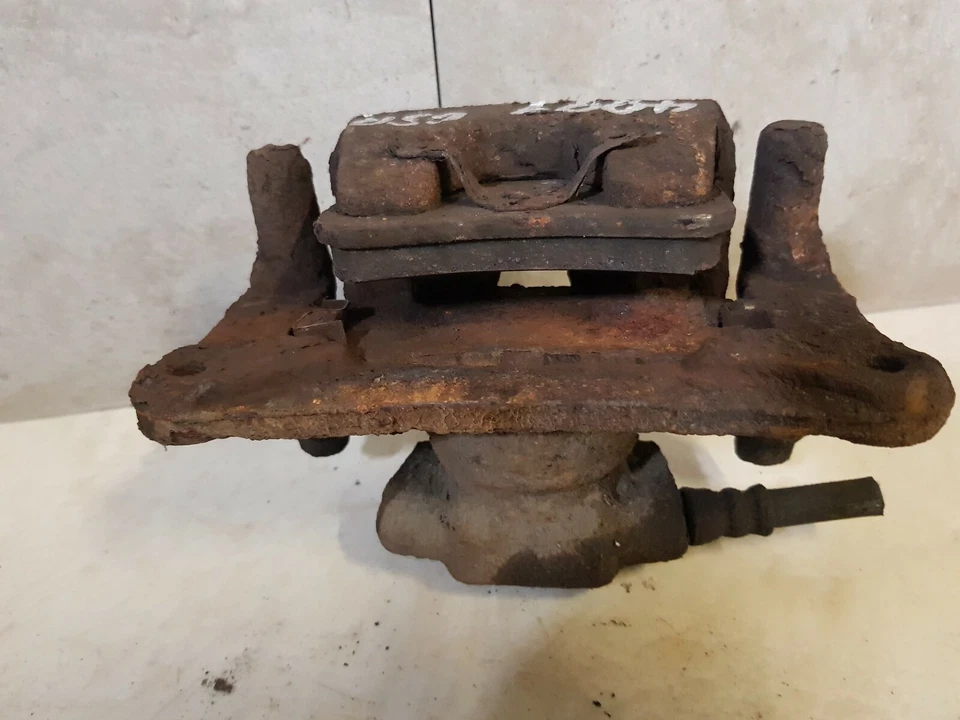 PEUGEOT 4007 PINÇA DE FREIO TRASEIRA LATERAL DRIVER E SUPORTE 2007-2012 - Imagem 2 de 2