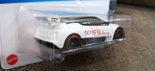 Hot Wheels 2023 Mainline NISSAN LEAF NISMO RC_02 91/250 nuovo di zecca - Foto 5 di 7