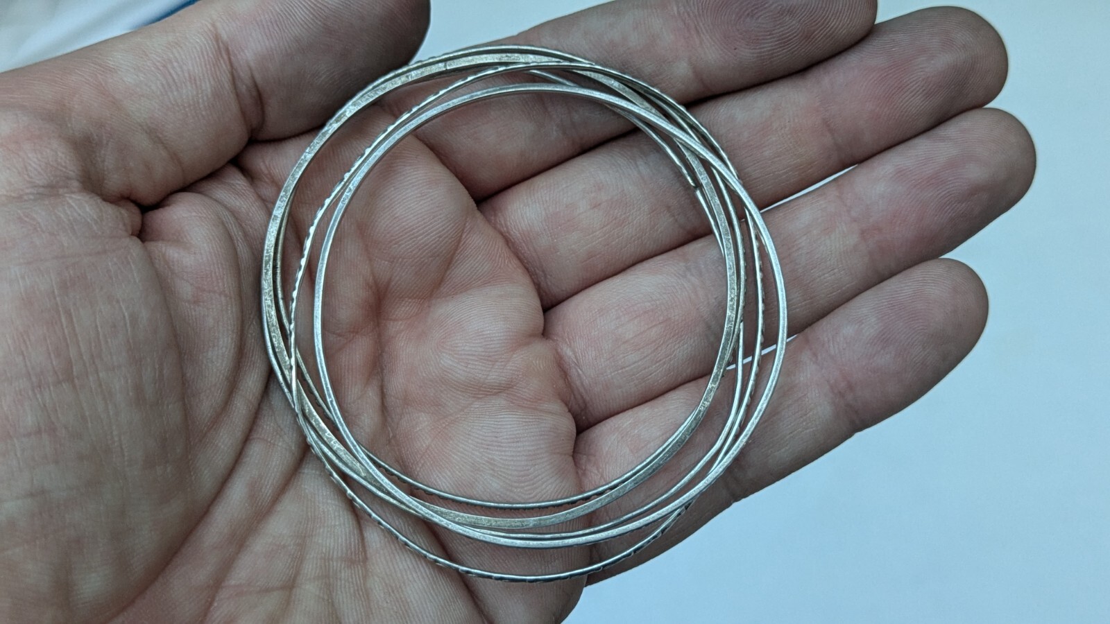 5 Solid silver stacking bangles. - image 3