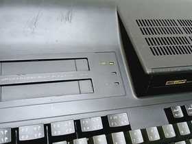 Vintage MSX AX370 Computer Al Alamiah sakhr -صخر - For parts only - WATCH VIDEO