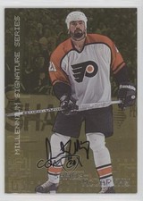 1999-00 ITG Be A Player Millennium Signature Series Gold Sandy McCarthy Auto 8d2