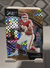 Tony Gonzalez Catches Everything but the Hobby's Attention 6