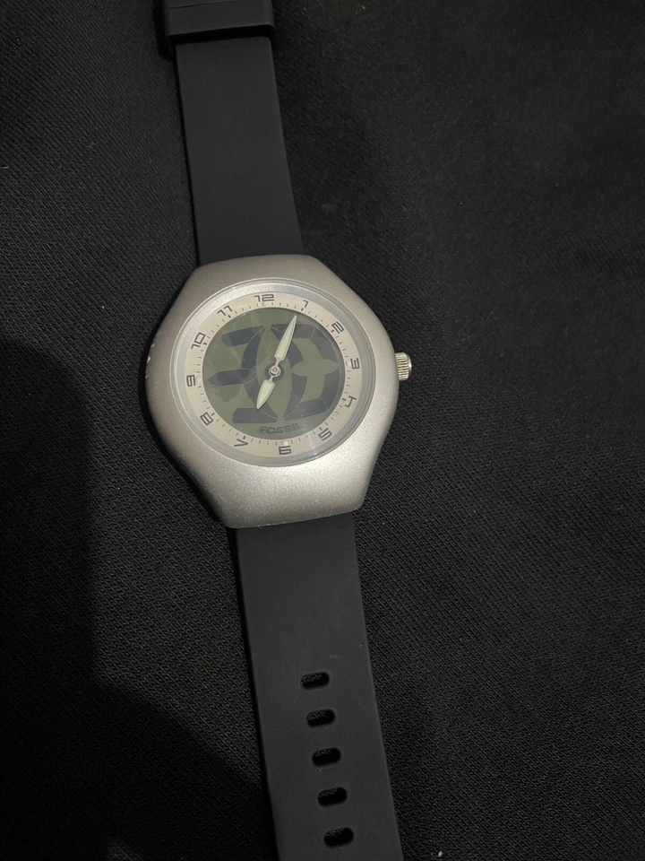 Fossil Big Tic JR-7986 Men’s Watch – Solid Aluminum – New Strap – 1995 - image 3 of 4