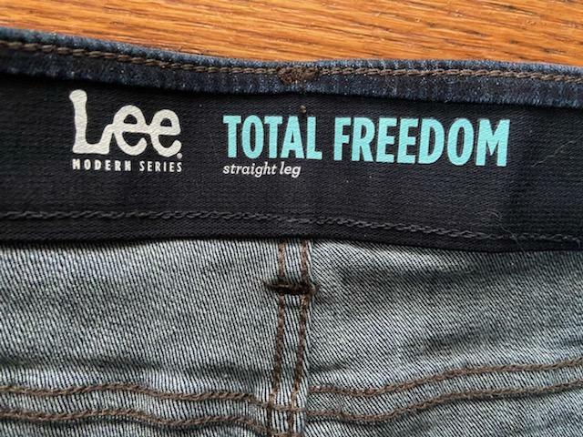 lee modern series total freedom straight leg jeans