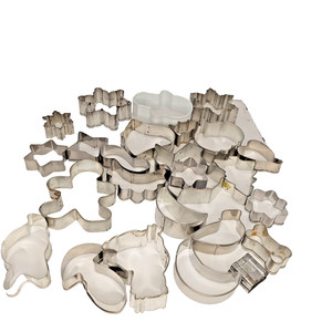 Metal Cookie Cutters Lot Of 25 Used Different Shapes And Sizes