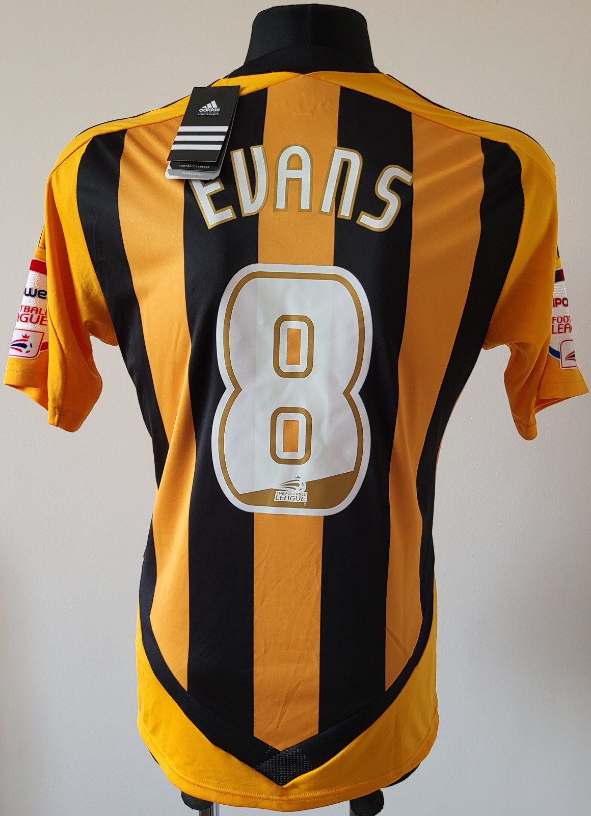 Hull City 2011 - 2012 Home football Adidas shirt #8 EVANS size Medium Adult