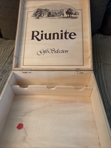 RIUNITE GIFT SELECTION WOOD WINE CRATE BOX Rope Latch - Picture 5 of 10