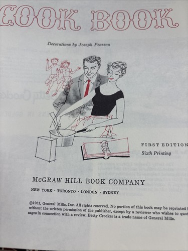 1st Edition Betty Crocker's HB New Picture Cook Book 6th Print 1961 Discolored - Imagen 3 de 15
