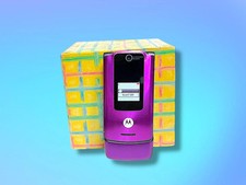 Vintage Y2K Purple Motorola Razor Mobile Flip CellPhone.works.as is.