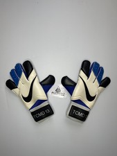 Thibaut Courtois Nike Vapor Grip 3 SMU rękawice bramkarskie wydanie gracza rzadkie