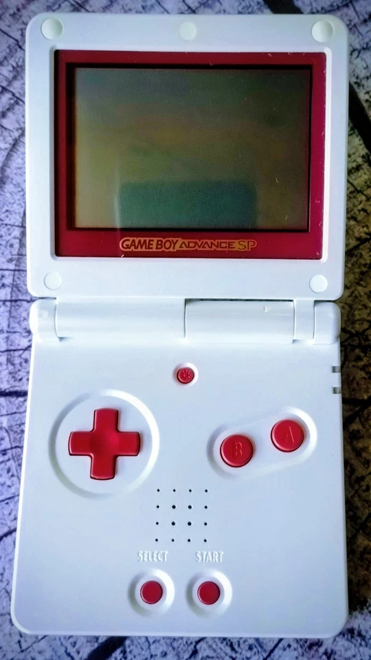 Game Boy Advance SP Famicom Limited Edition+Acryl Case und Super Mario Bros. JAP - Bild 3 von 4