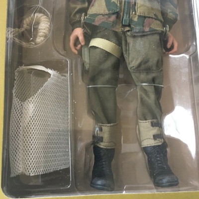 ELITE FORCE BBI 1/6 Scale WWII British Paratrooper Sergeant