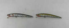 THE REEF RUNNER **MIXED LOT OF  2** SALESMANS SAMPLES  4 1/2" LURES - NO HOOKS