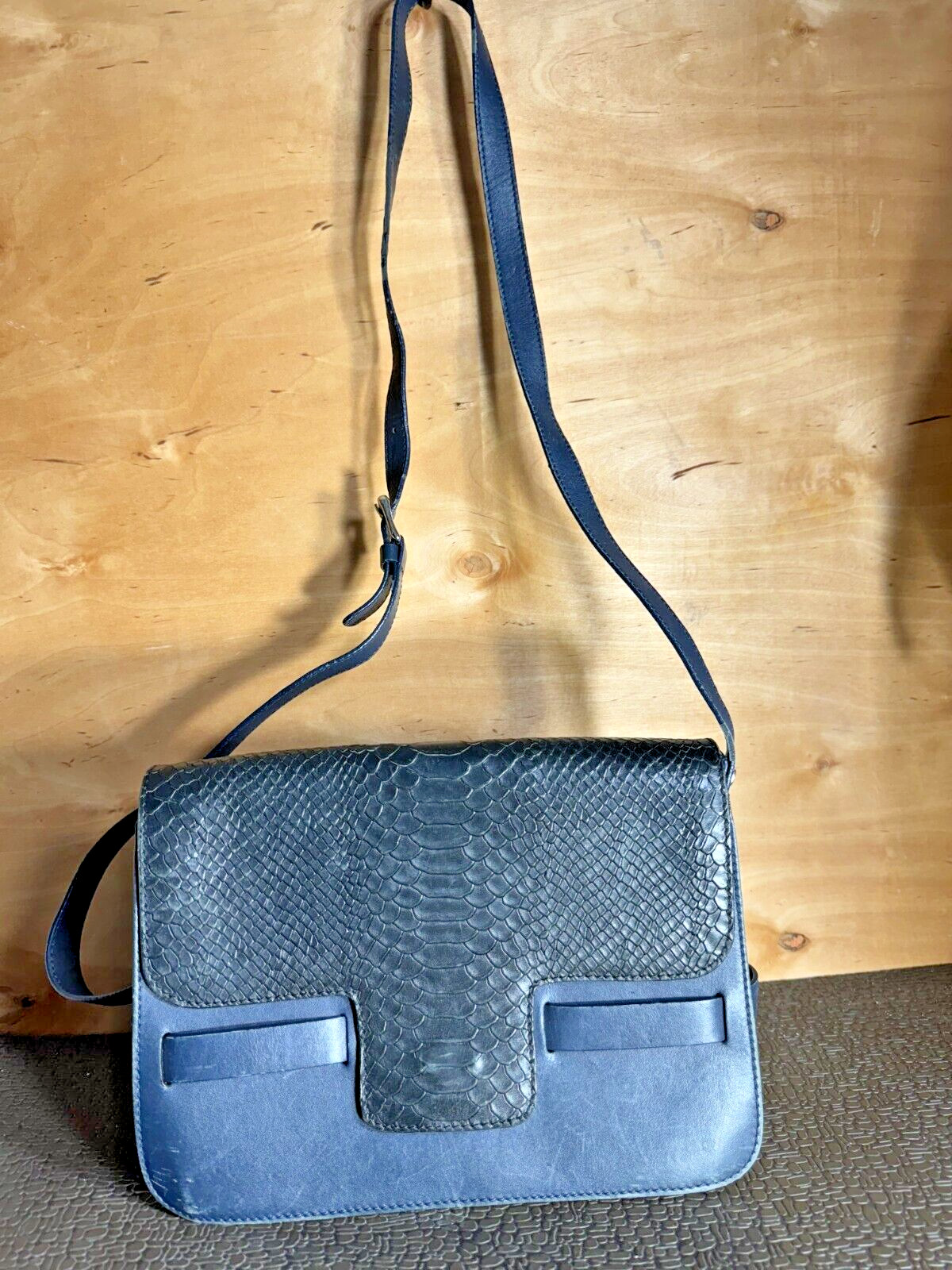 Lili's Shoulder Bag python print black/midnight b… - image 1