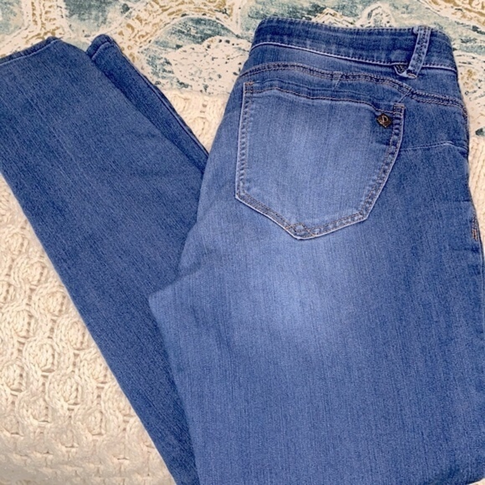 Democracy Absolution size 10 jeans - image 5